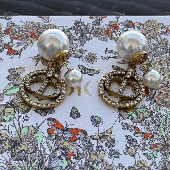 Dior tribal earrings with crystals and faux pear - Picture 3 of 6